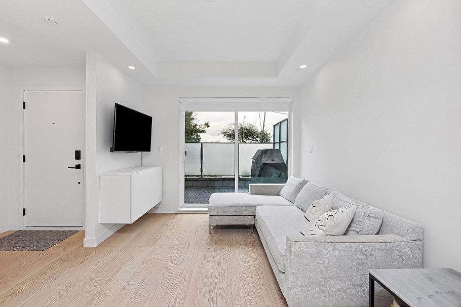 112 650 E 2nd Street North Vancouver, BC - 8