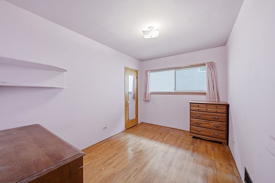 5878 Argyle Vancouver, BC - 8