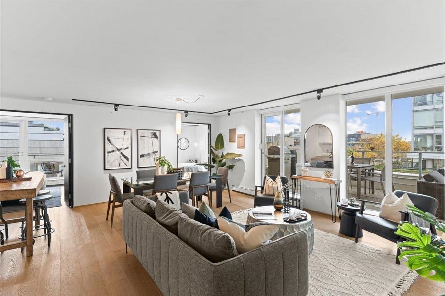 912 189 Keefer Street Vancouver, BC - 1