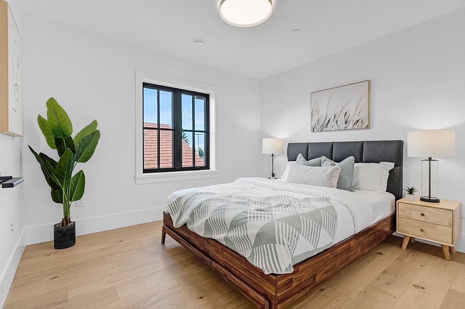 1 2565 Dundas Street Vancouver, BC - 15