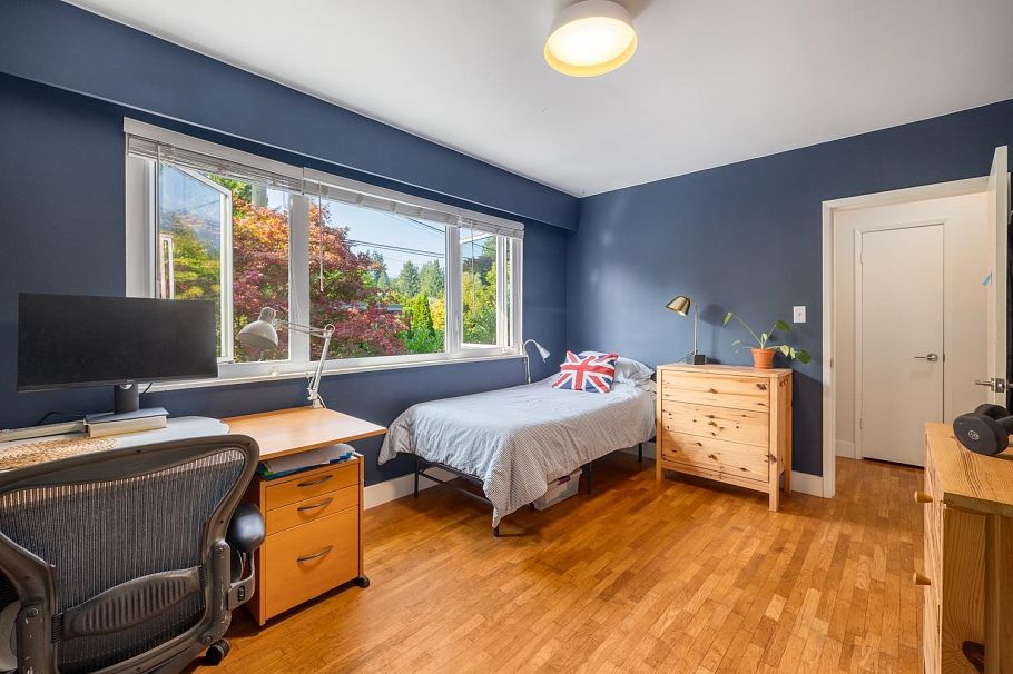 3680 Edgemont Boulevard North Vancouver, BC - 21