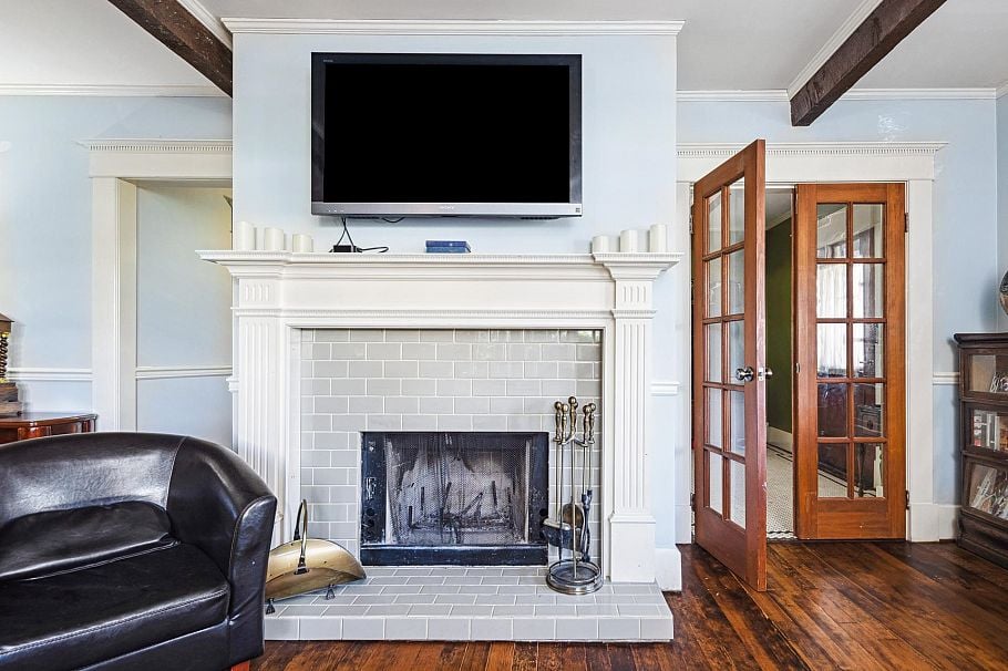 341 W 22nd Street North Vancouver, BC - 6