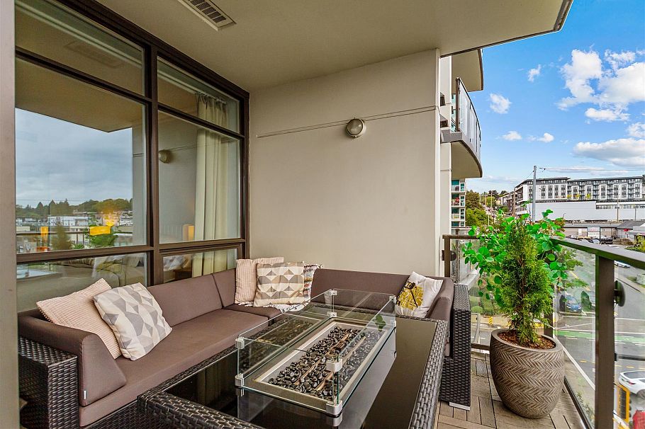 603 172 Victory Ship Way North Vancouver, BC - 9