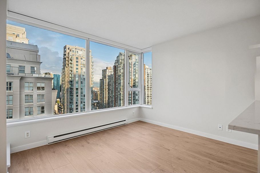 2103 1001 Richards Street Vancouver, BC - 2