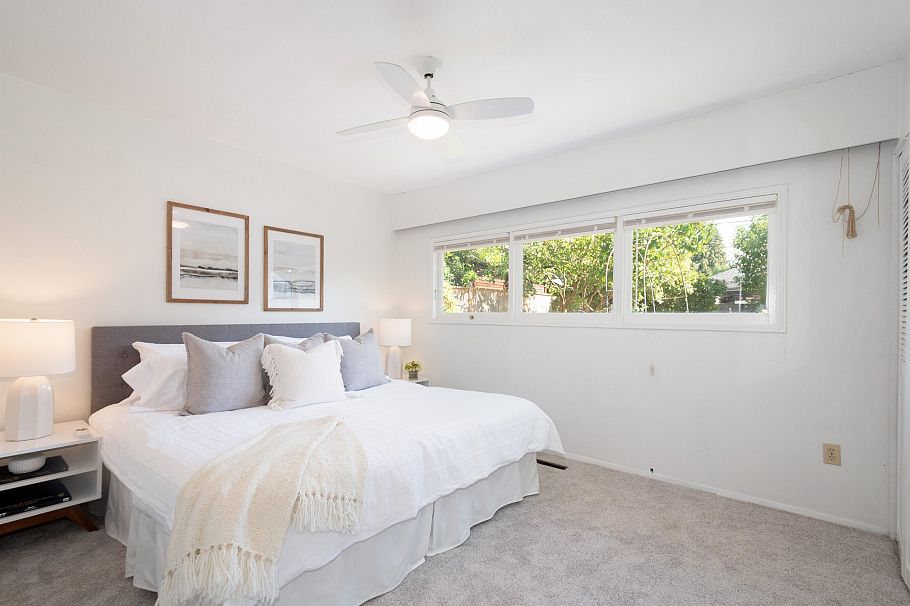 1150 Silverwood Crescent North Vancouver, BC - 18