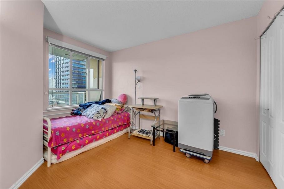 910 3489 Ascot Place Vancouver, BC - 15