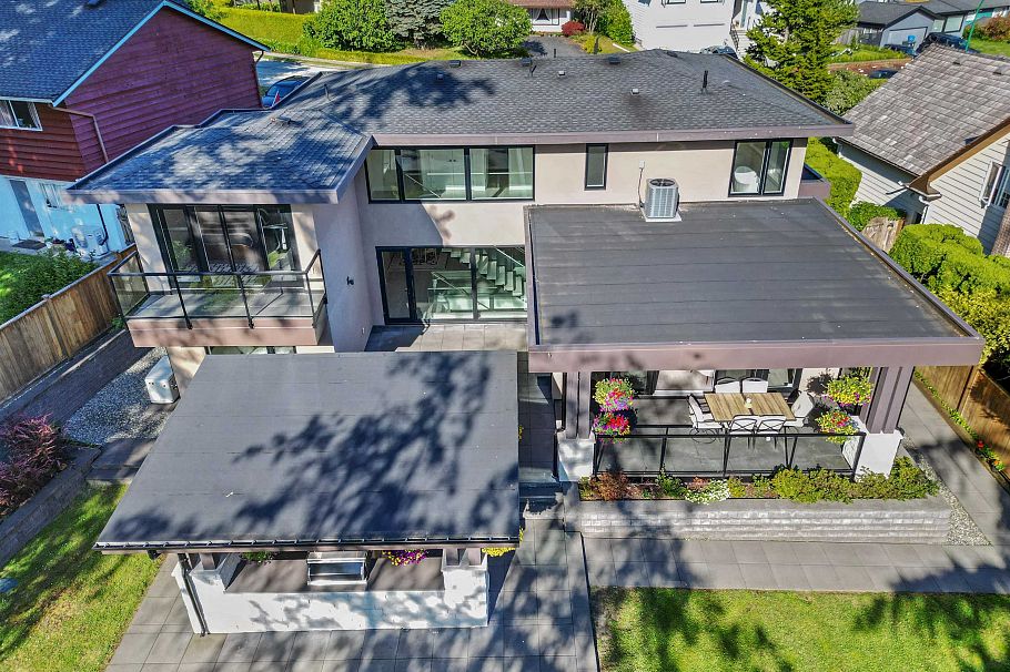 5199 Cliffridge Avenue North Vancouver, BC - 8