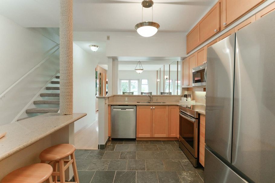 TH2 2040 E Kent South Avenue Vancouver, BC - 12