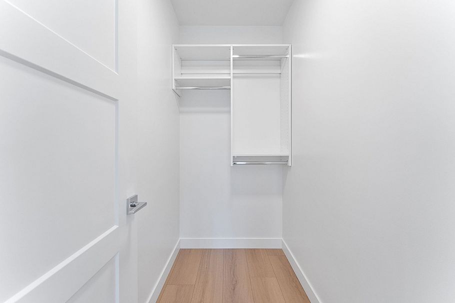 842 St. Denis Avenue North Vancouver, BC - 20