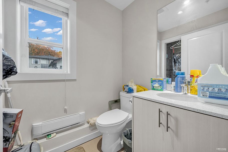 4770 Lanark Street Vancouver, BC - 20