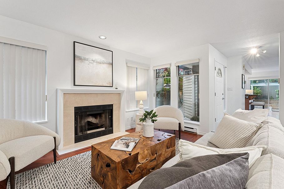 2994 Mt Seymour Parkway North Vancouver, BC - 2