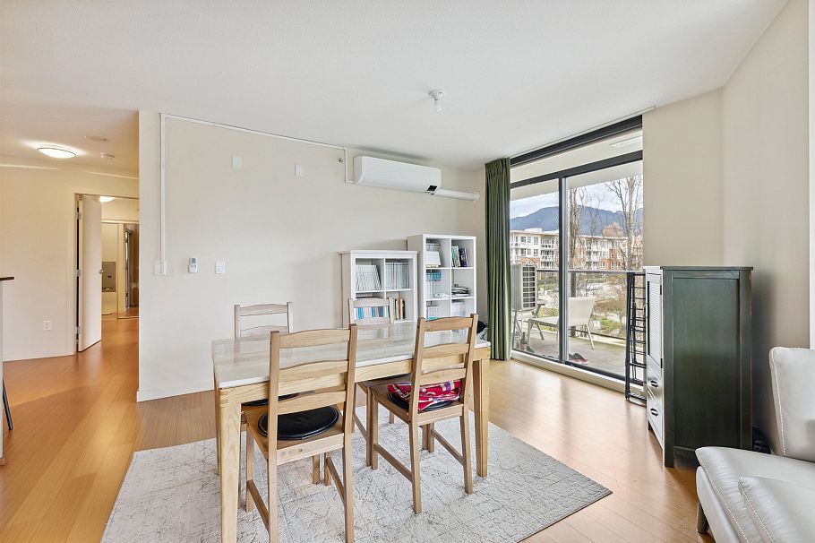 501 683 Victoria Park West North Vancouver, BC - 11