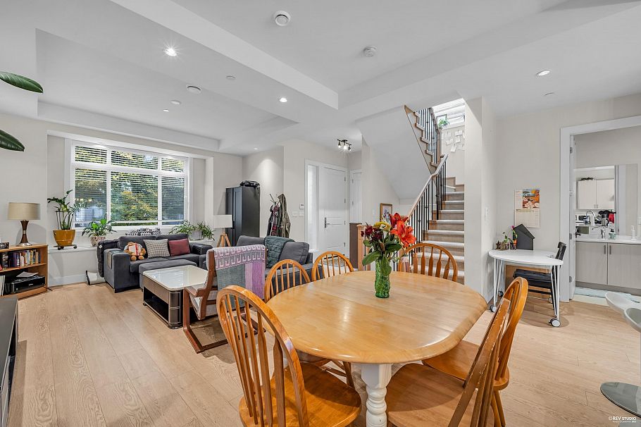 4770 Lanark Street Vancouver, BC - 2