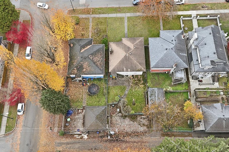 5878 Argyle Vancouver, BC - 16