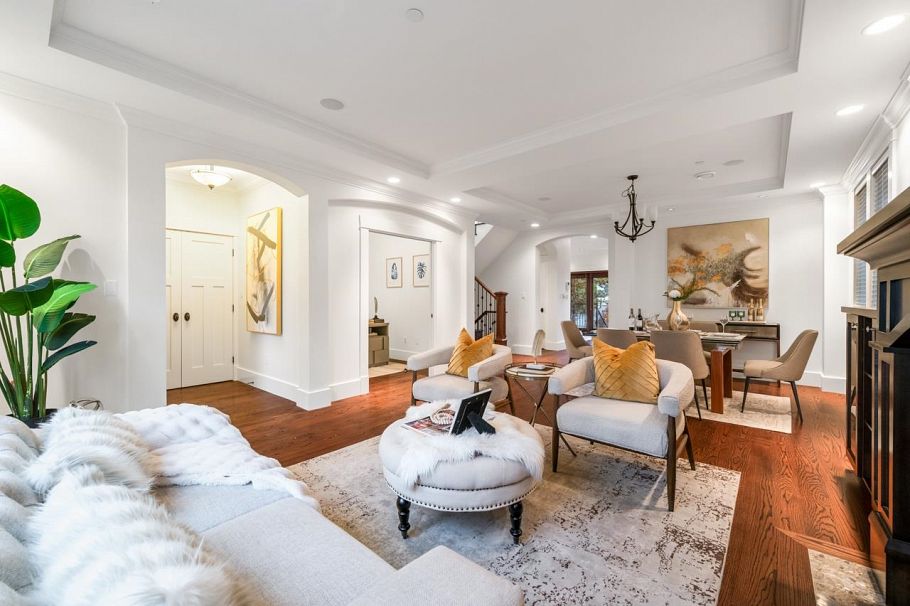 2031 W 45th Avenue Vancouver, BC - 4