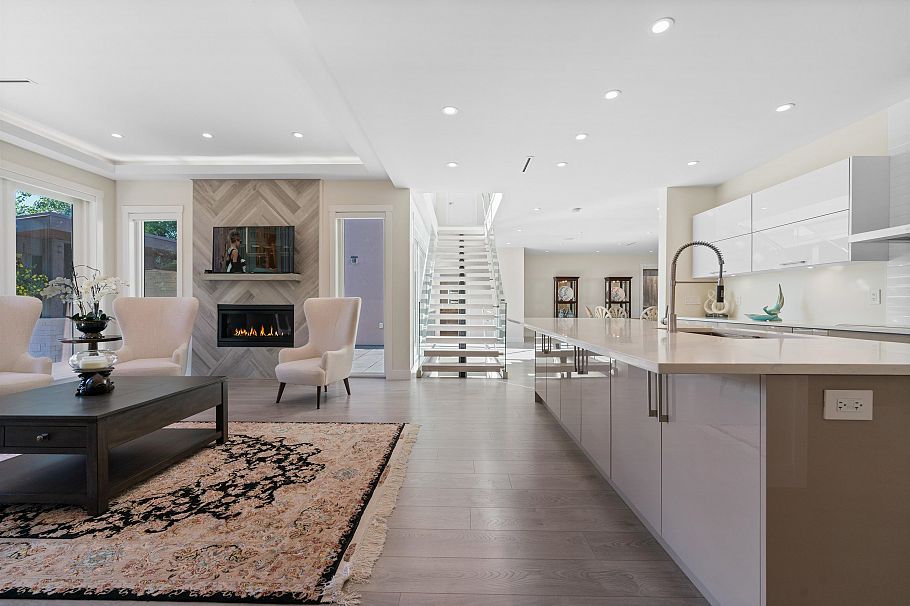 5199 Cliffridge Avenue North Vancouver, BC - 18