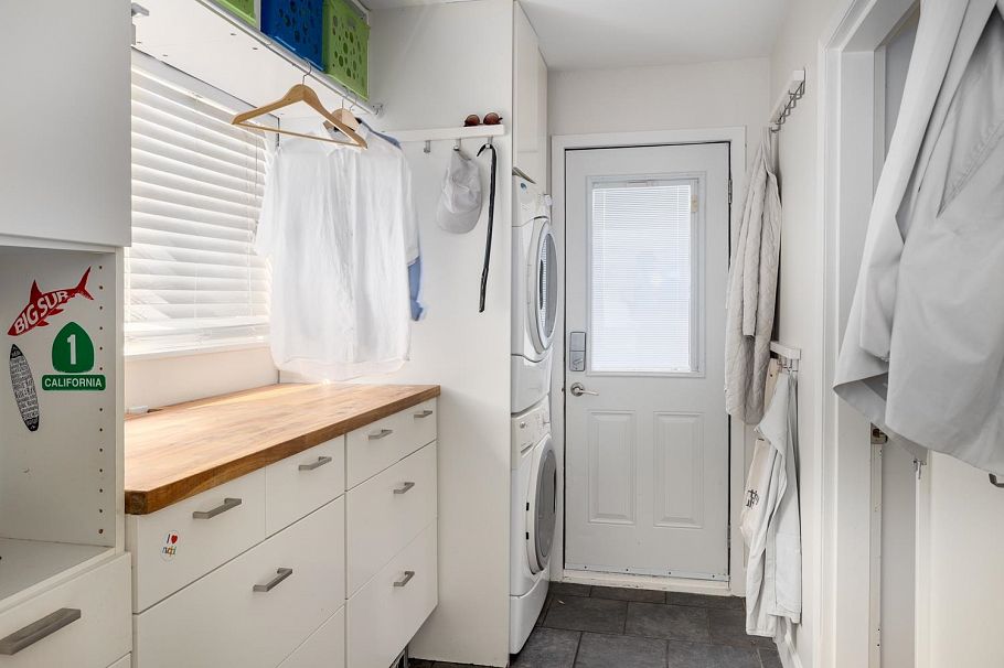 3680 Edgemont Boulevard North Vancouver, BC - 12