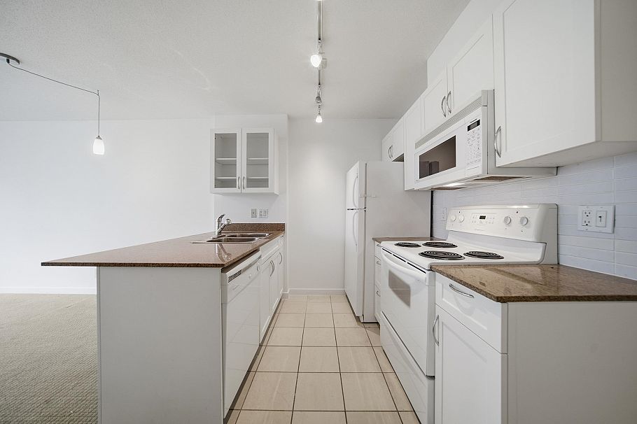 1908 938 Smithe Street Vancouver, BC - 13