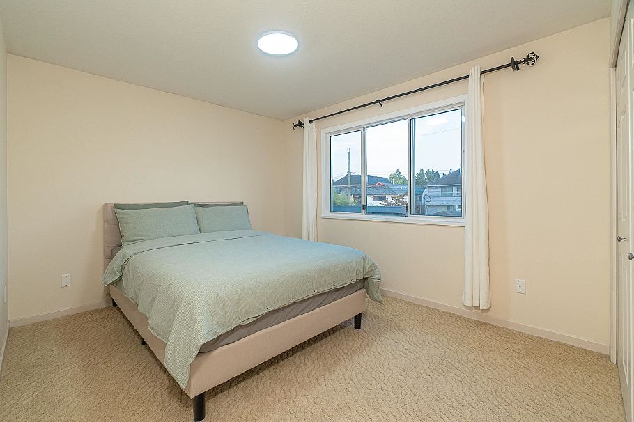 2922 W 22nd Avenue Vancouver, BC - 20