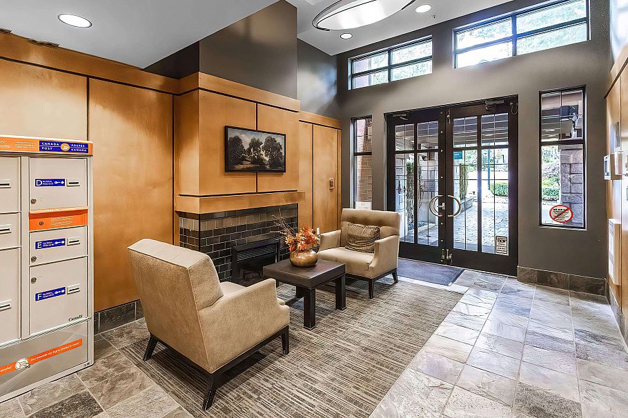 313 4883 Maclure Mews Vancouver, BC - 2