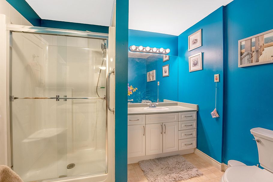 416 960 Lynn Valley Road North Vancouver, BC - 16