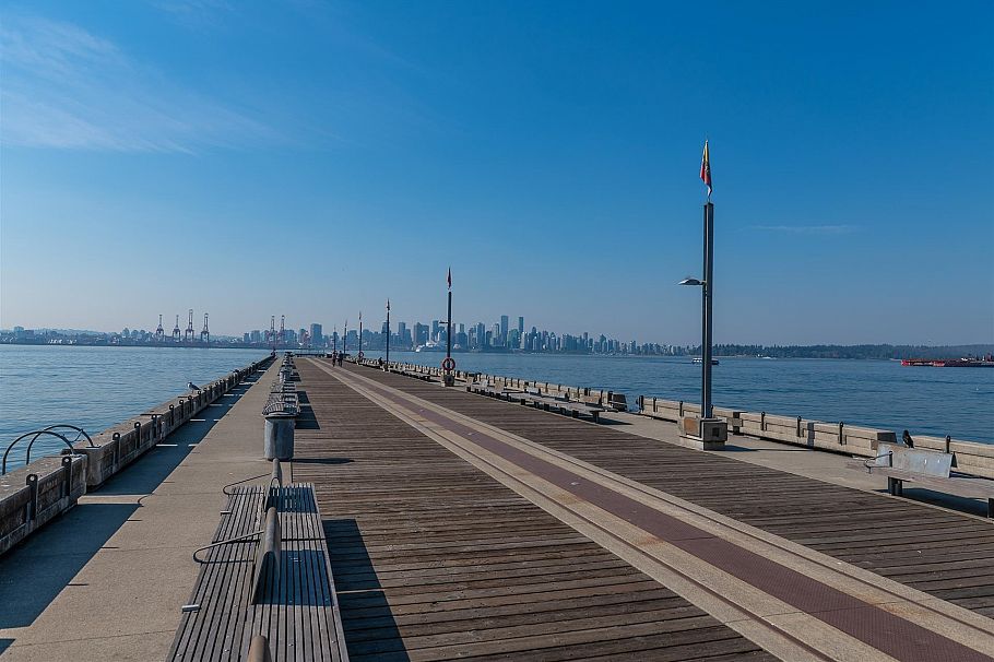 603 172 Victory Ship Way North Vancouver, BC - 17