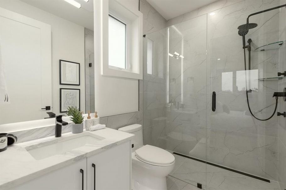 2 2658 Dundas Street Vancouver, BC - 32