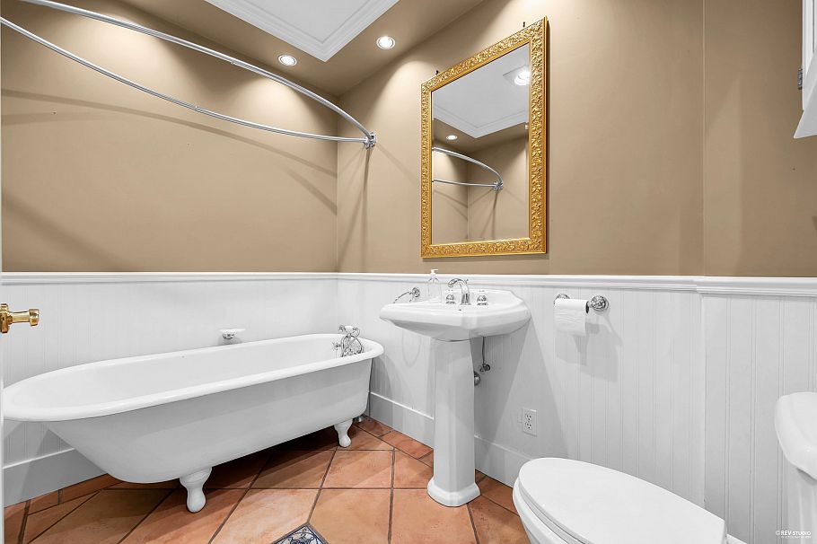 7708 Heather Street Vancouver, BC - 24