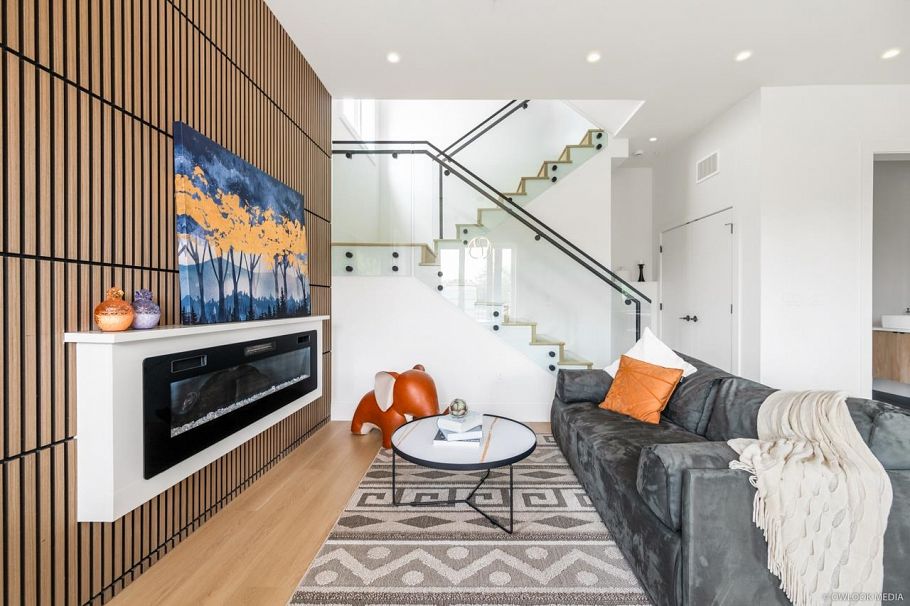 1 2124 Renfrew Street Vancouver, BC - 5