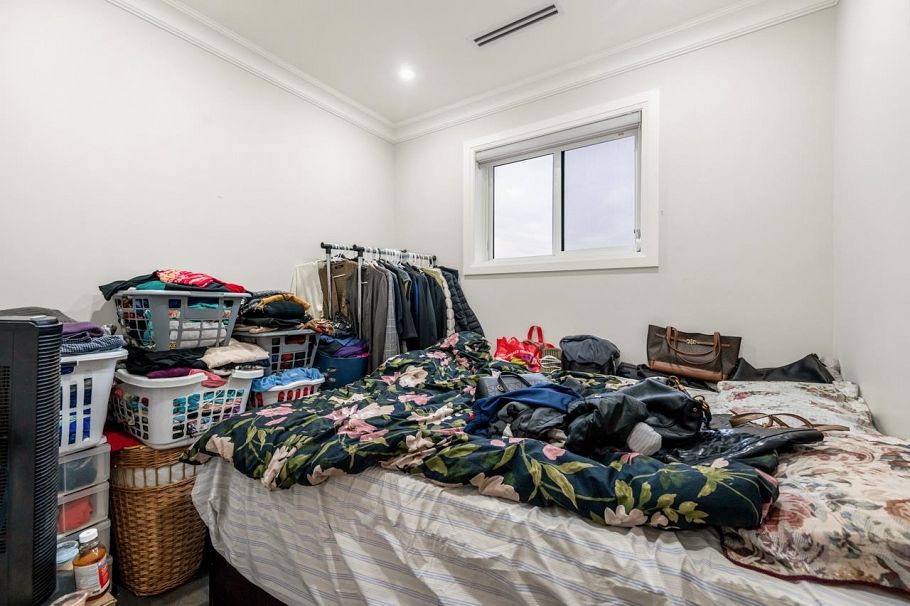 1176 E 60th Avenue Vancouver, BC - 14