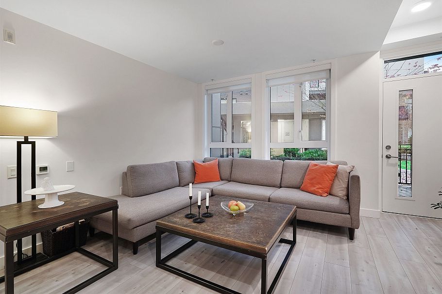 124 2035 Glenaire Drive North Vancouver, BC - 5