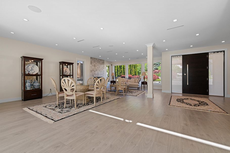 5199 Cliffridge Avenue North Vancouver, BC - 11