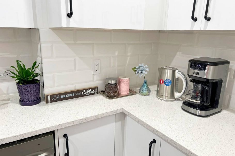 515 W Queens Road North Vancouver, BC - 5