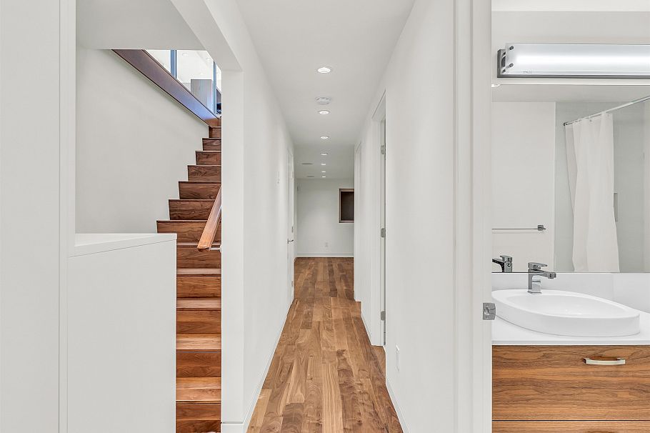 534 E 29th Avenue Vancouver, BC - 38