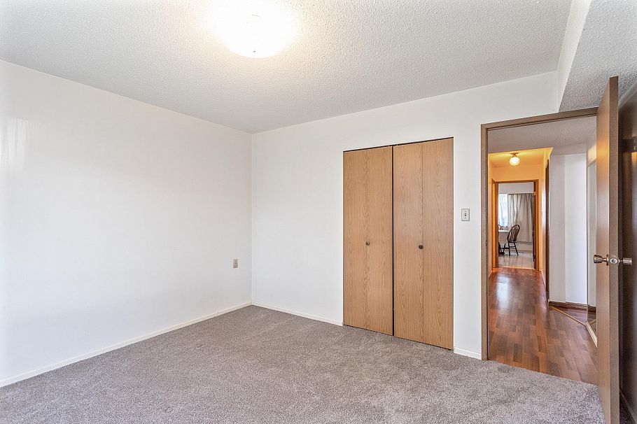 4960 Prince Albert Street Vancouver, BC - 25