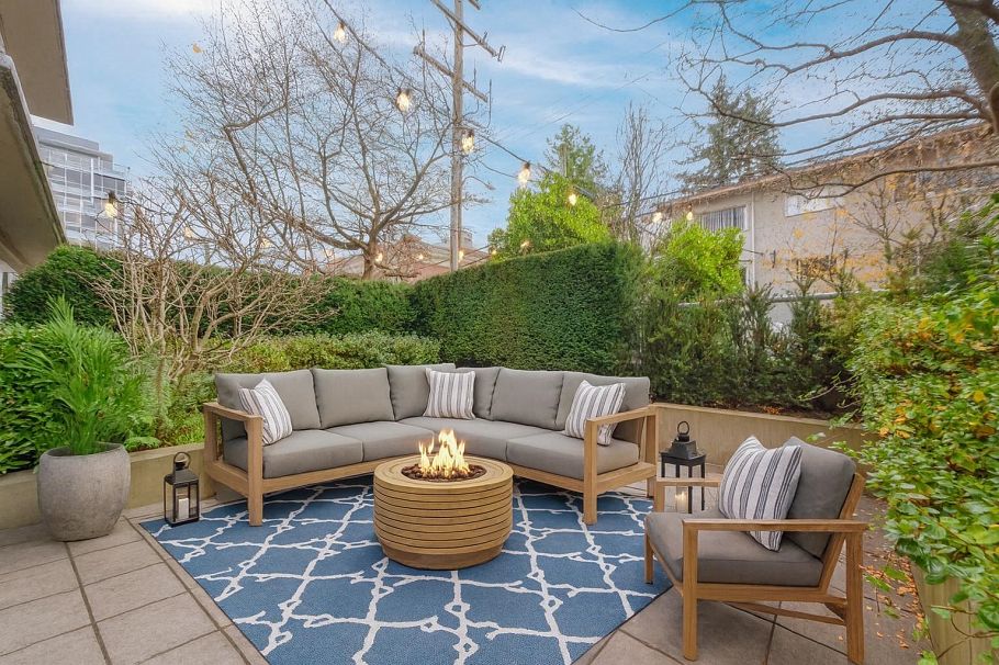 302 1030 W Broadway Street Vancouver, BC - 1