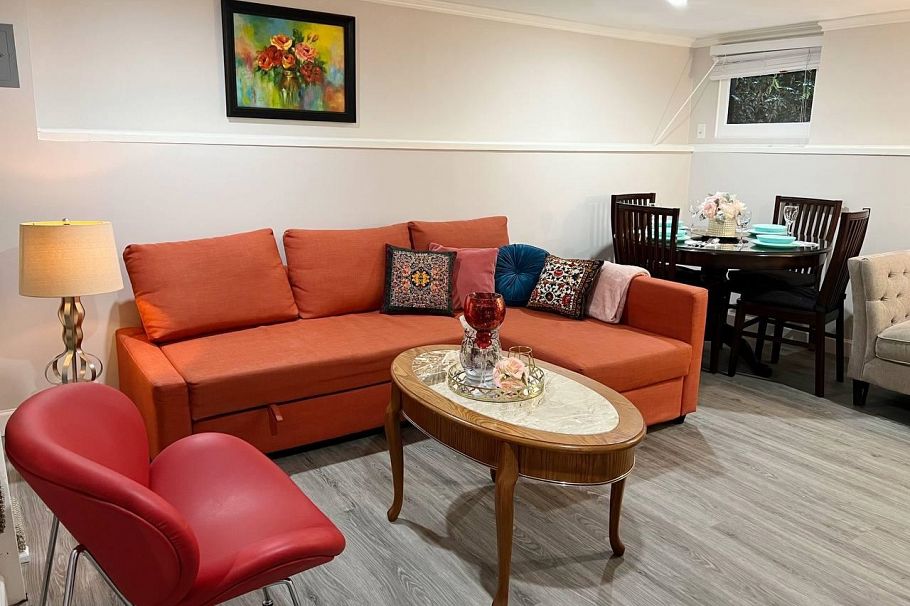 515 W Queens Road North Vancouver, BC - 19