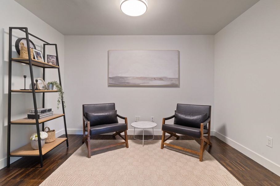 188 Chesterfield Avenue North Vancouver, BC - 13