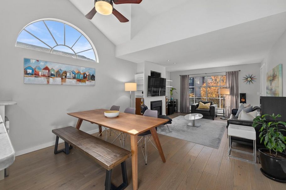 6 2880 W 33rd Avenue Vancouver, BC - 3