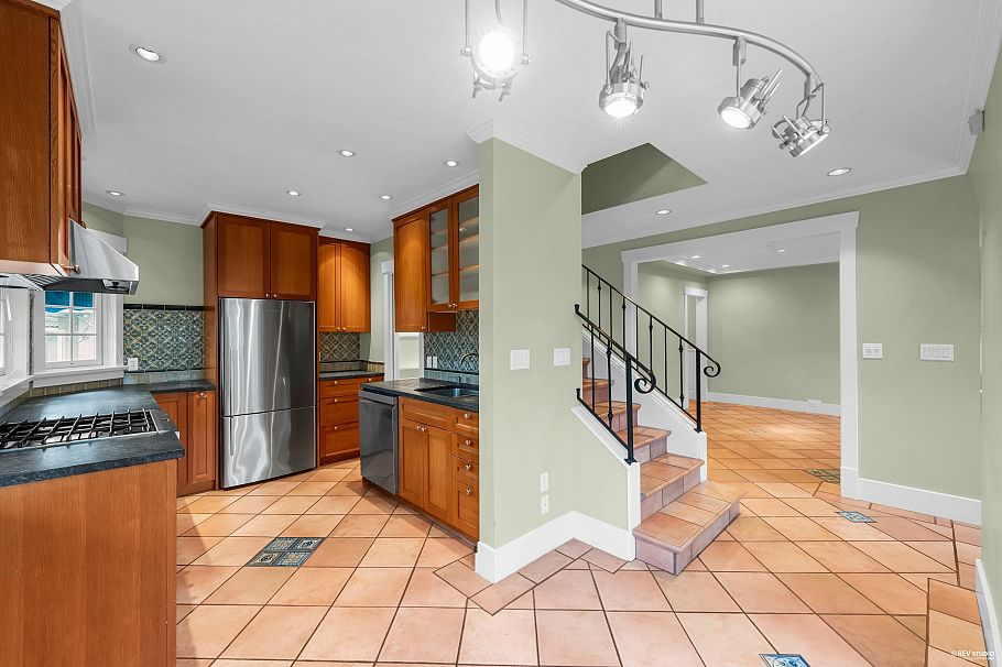 7708 Heather Street Vancouver, BC - 18