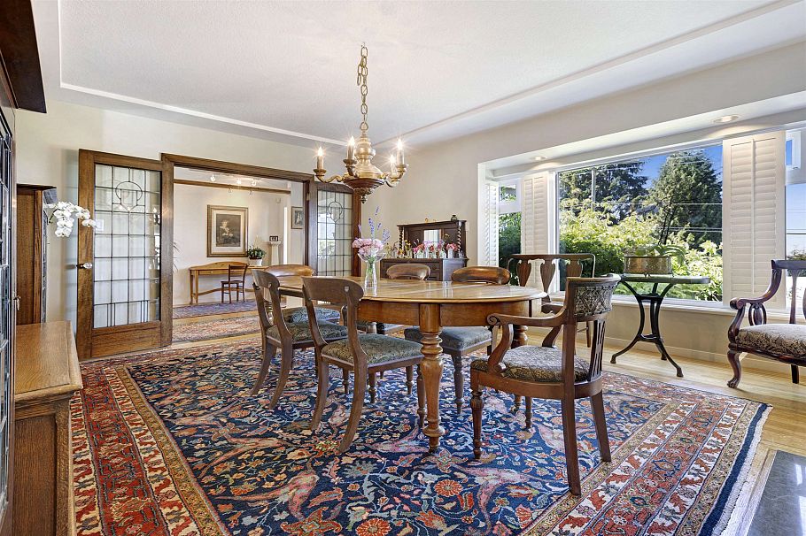 670 Montroyal Boulevard North Vancouver, BC - 6