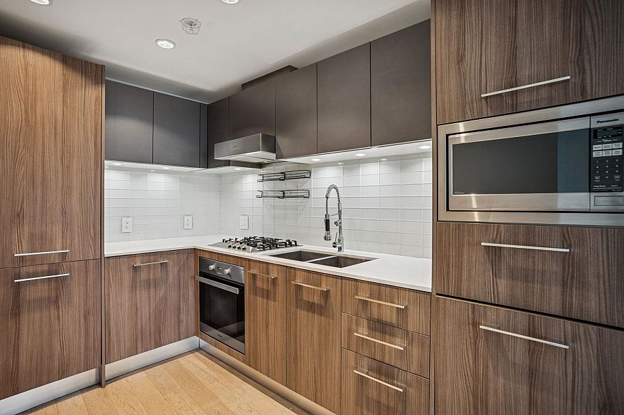 503 4638 Gladstone Street Vancouver, BC - 6