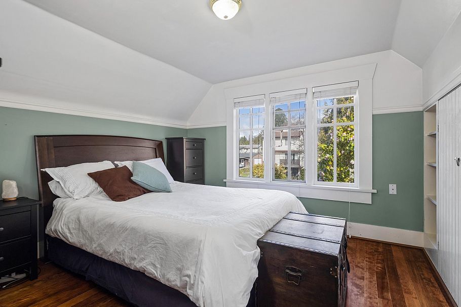 341 W 22nd Street North Vancouver, BC - 21