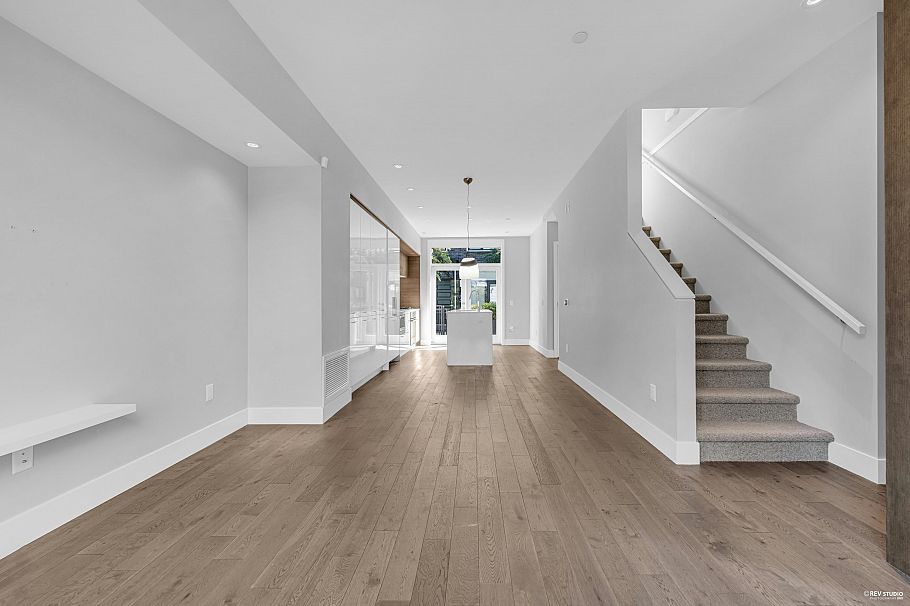 7478 Granville Street Vancouver, BC - 6