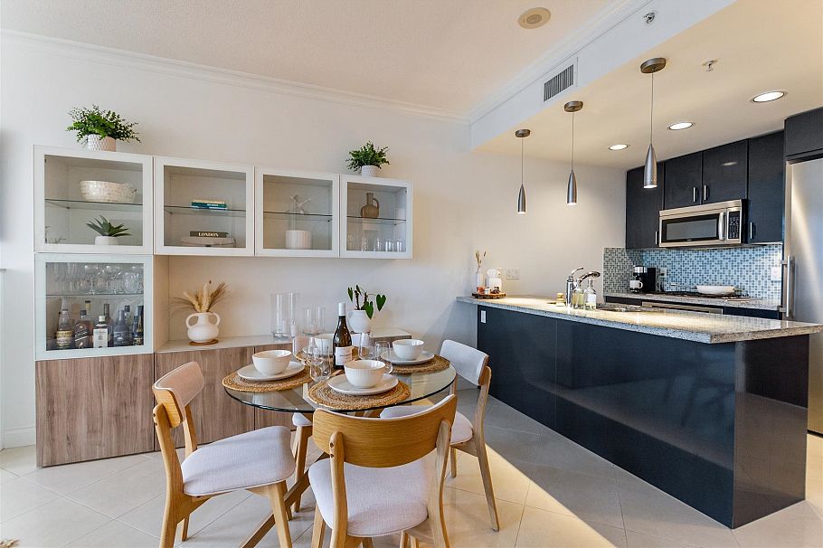 603 172 Victory Ship Way North Vancouver, BC - 3