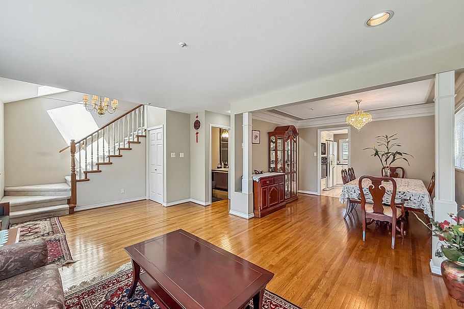 2755 W 20th Avenue Vancouver, BC - 10