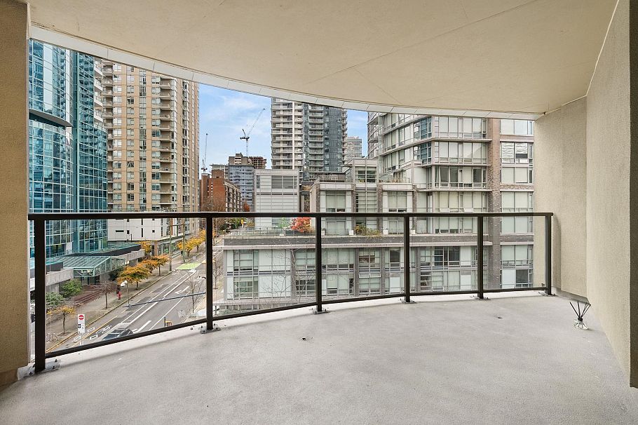 504 789 Drake Street Vancouver, BC - 12