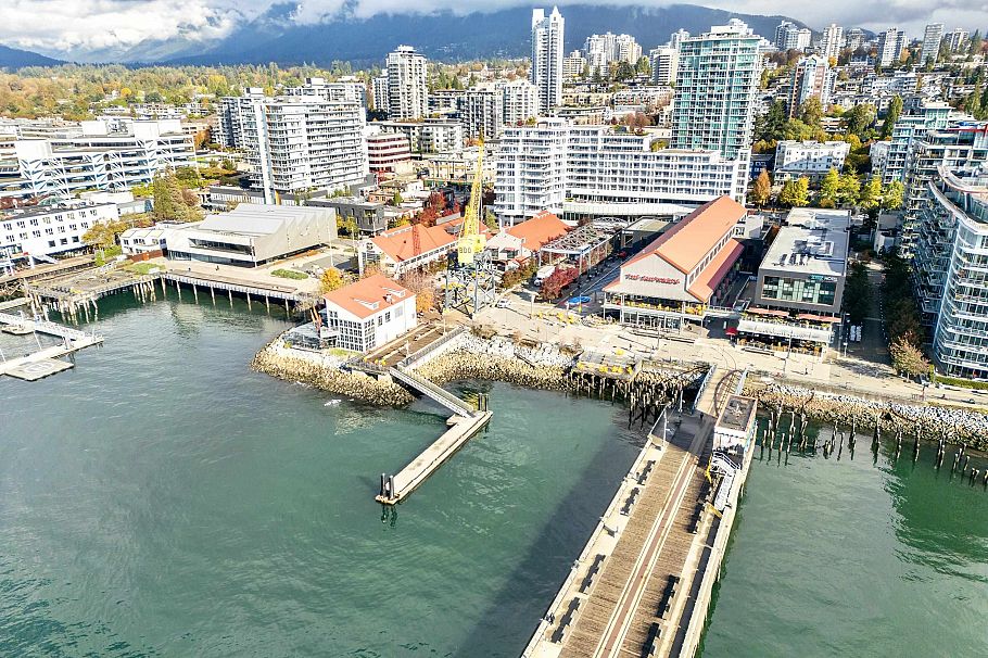 4500 St. Pauls Avenue - Lot A North Vancouver, BC - 16