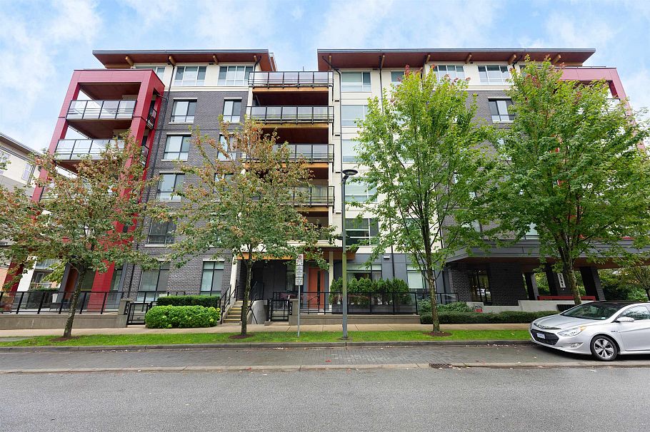 214 3581 Ross Drive Vancouver, BC - 1