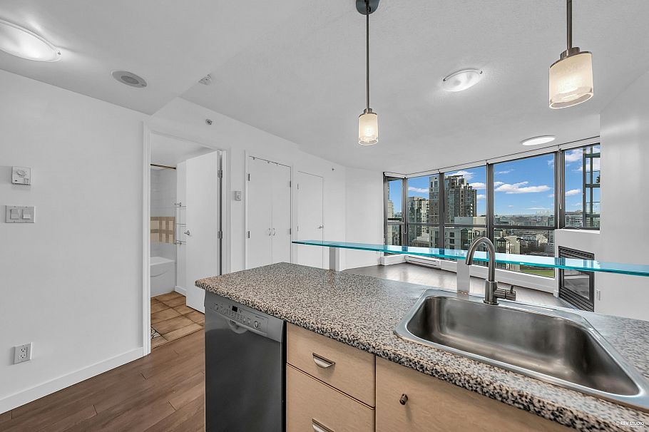 1901 501 Pacific Street Vancouver, BC - 20